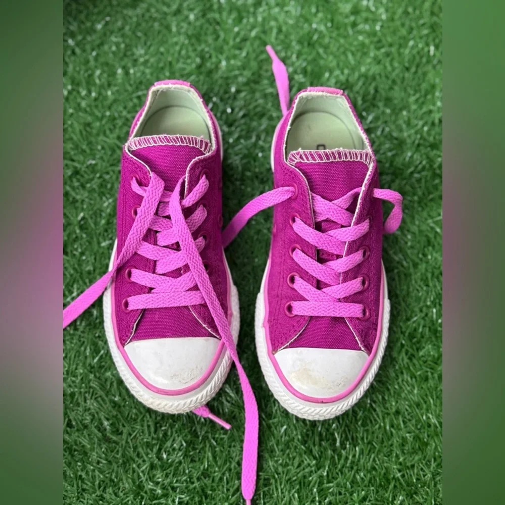 Converse Kids Pink‎ Canvas Sneakers Size 10.5